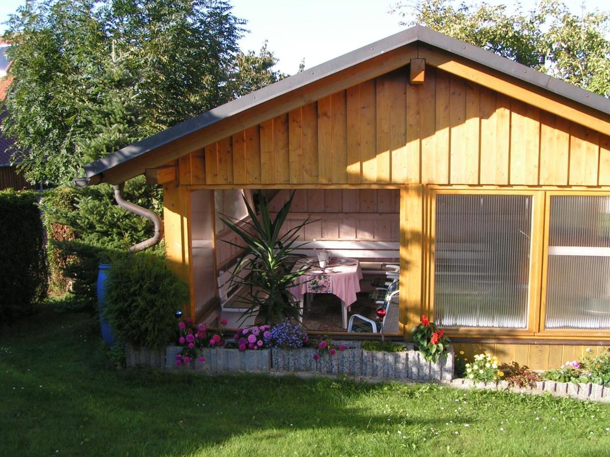 Gaestehaus Gertraud Neualbenreuth Extérieur photo